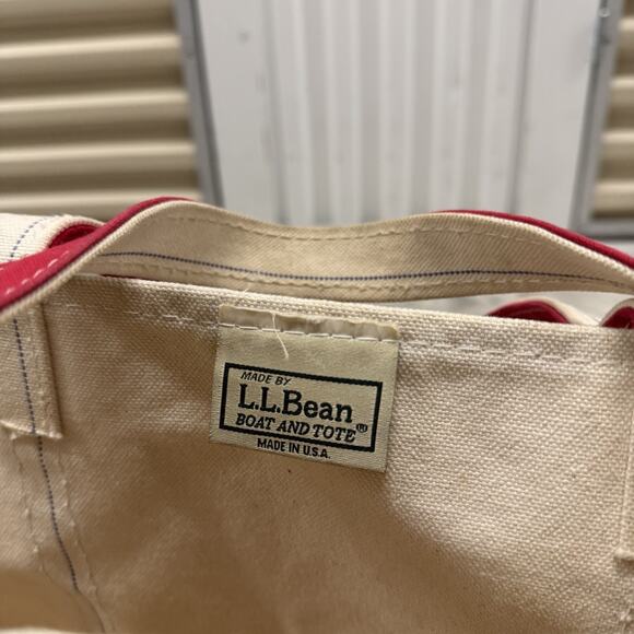 LL Bean Boat & Tote Open Canvas Bag Red Large USA 22x14 M du R embroidered - Picture 3 of 7